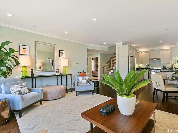 3rd image of 843 S Van Ness Ave APT 7