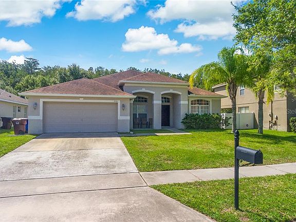 2nd image of 2321 Deer Creek Blvd