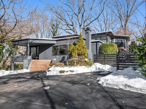 36 Cedar Lane, Sands Point, NY 11050
