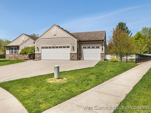 5th image of 2091 Hollyhock St NE