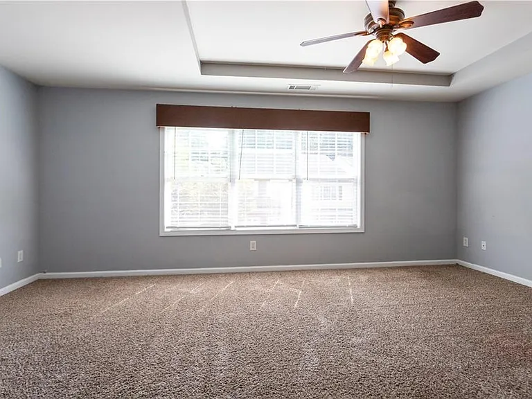1126 Treymont Ln — Photo 21