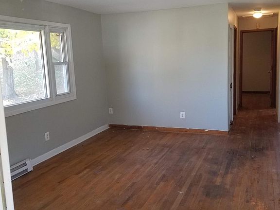 4th image of 117 Haiti St