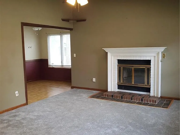 953 Dallas Ct — Photo 7