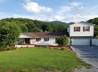 1130 Beverly Hills Dr, North Tazewell, VA 24630