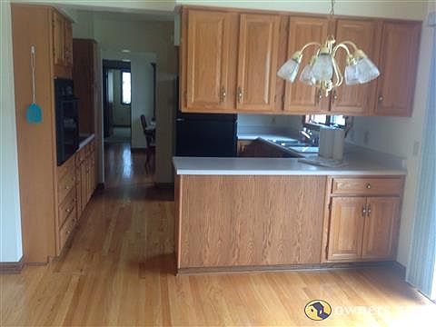 4th image of 129 Willis Dr