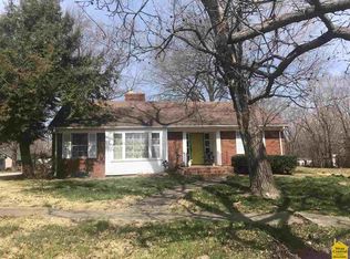 300 N Main St, Windsor, MO 65360