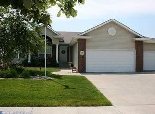 6407 Gabrielle Dr, Lincoln, NE 68526