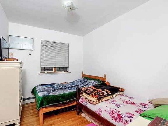 4th image of 8729 17th Ave #2B