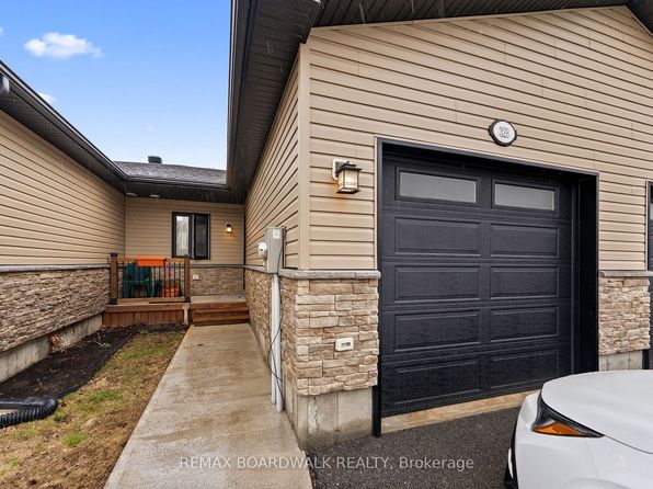 32 David St #B, Edwardsburgh/cardinal, ON K0E 1X0