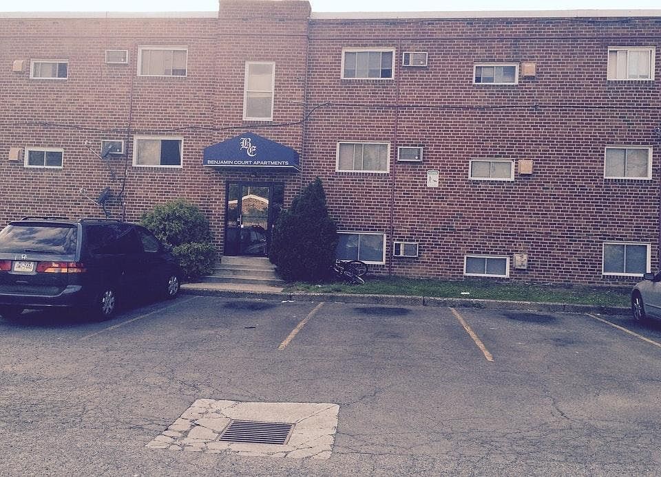 2nd image of 530 Knorr St APT 1