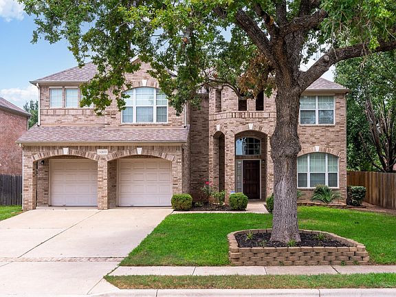 2nd image of 2633 Salorn Way