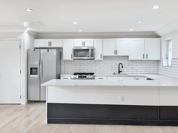 903 East 93rd Street image 31 of 50