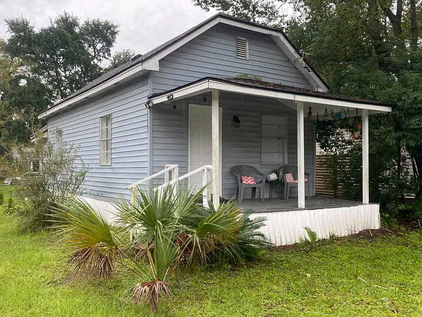 2 bed, 800 sqft, $1,500 — Photo 1