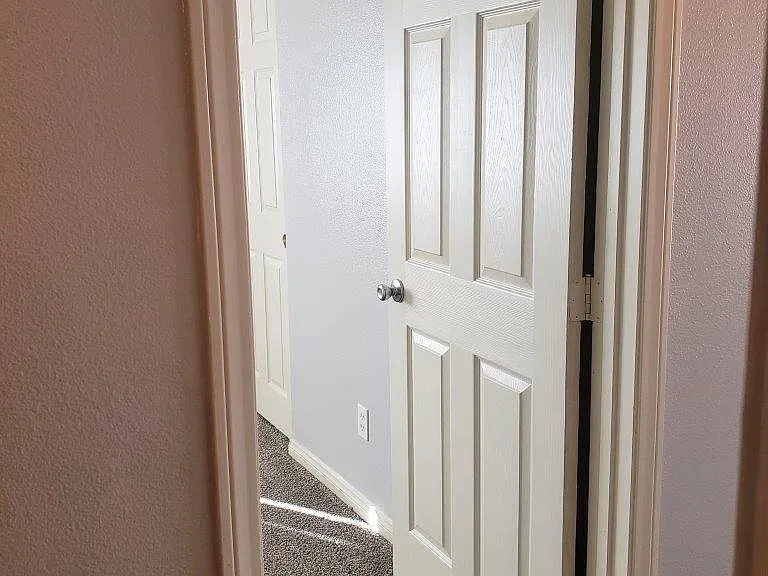 57294 Titian Ct — Photo 32