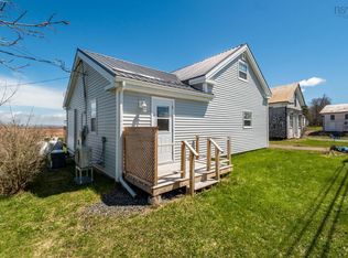 8803 Highway 215, Maitland, NS B0N 1T0