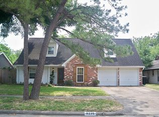 9235 Blankenship Dr, Houston, TX 77080