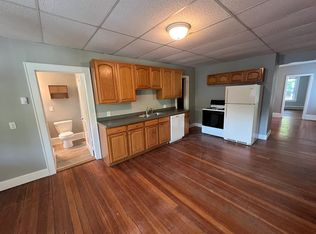 23 North St APT 2L, South Hadley, MA 01075
