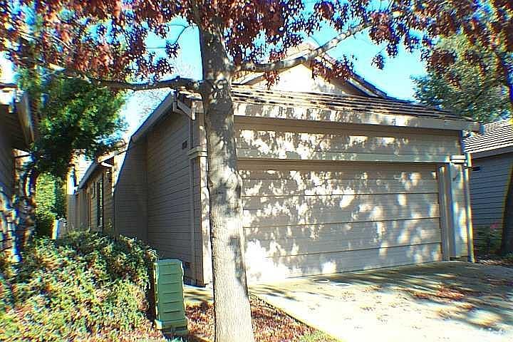 1st image of 8219 Heritage Meadow Ln