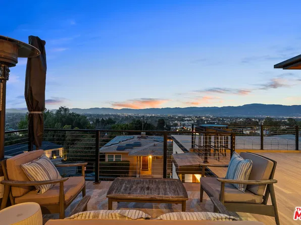 11358 Hendley Dr, Studio City, CA 91604
