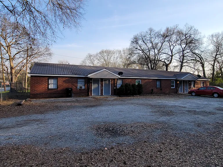 2406 Dawson St #2 — Photo 9