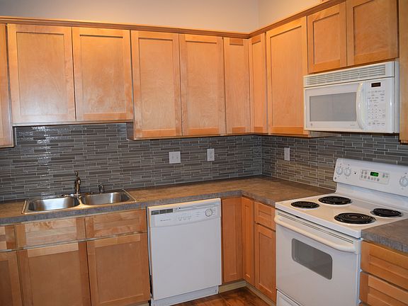 5th image of 12009 117th Avenue Ct E