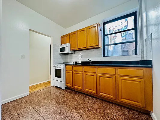 Rented by DeSimone Real Estate | media 12