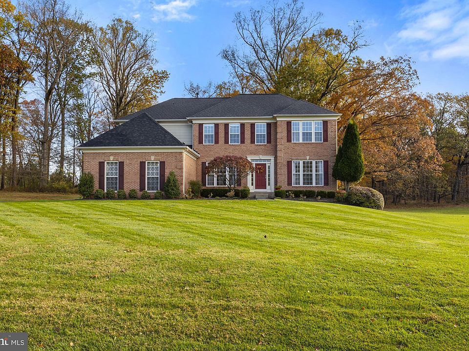 1st image of 6307 Grafton Farm Dr