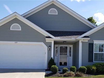 109 Manning Ct, Elyria, OH, 44035