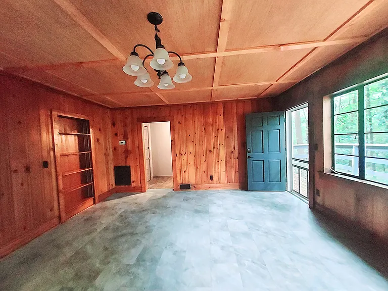 212 Dianne St #B — Photo 5
