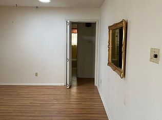 125 Crestwood Dr, Kerrville, TX 78028