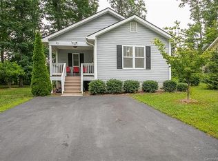 23 Victoria Springs Dr, Flat Rock, NC 28731