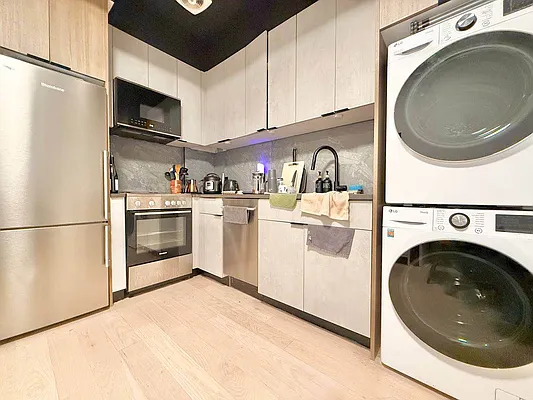 Rented by Doorway NYC, LLC | media 16