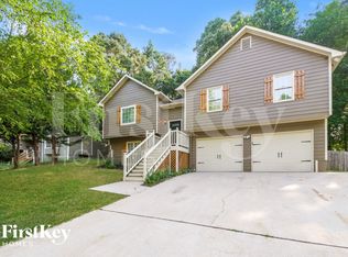 608 Nottingham Dr, Douglasville, GA 30134