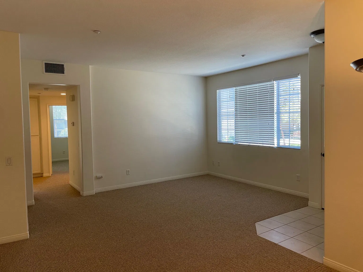 2 bed, 1102 sqft, $3,395 — Photo 4