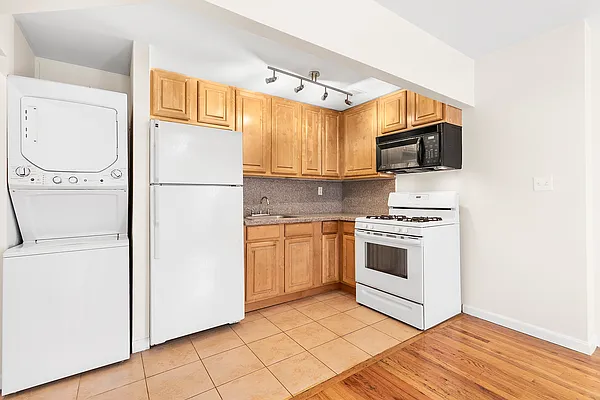 Rented by Brown Harris Stevens | media 11