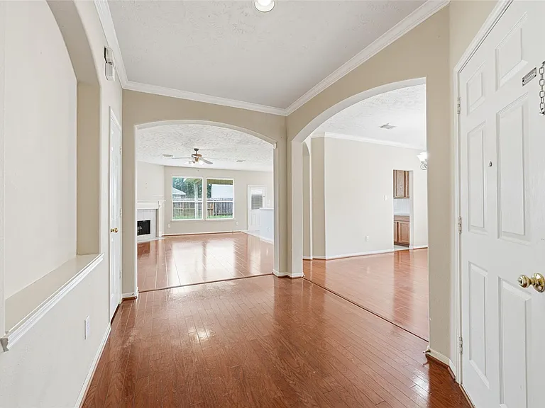 18010 Timber Crossing Ln — Photo 23