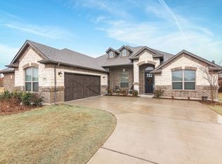 417 Tucker Trl, Midlothian, TX 76065