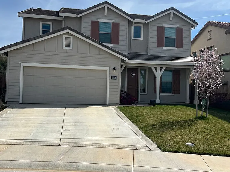 664 Morning Glory Cir — Photo 1