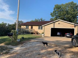 298 Wildwood Ln, Linn Creek, MO 65052