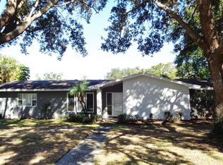 1212 Robinswood Ct N, Lakeland, FL 33813