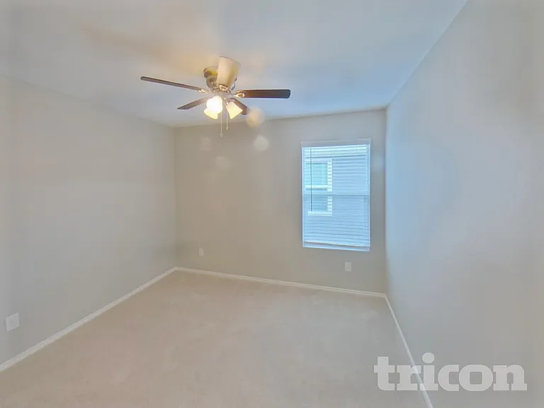 6445 Middlebury Dr — Photo 10