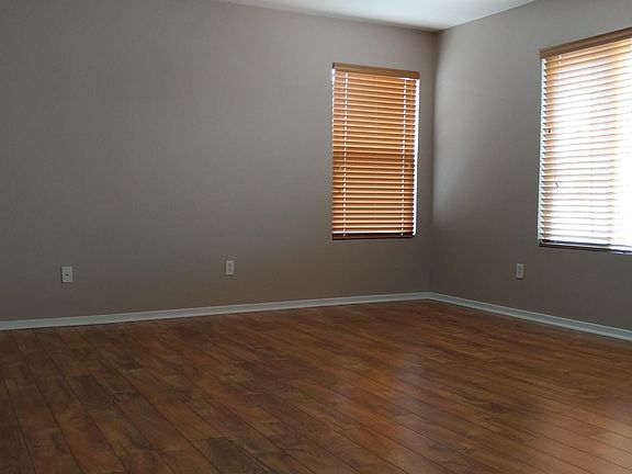 3rd image of 39818 Savanna Way