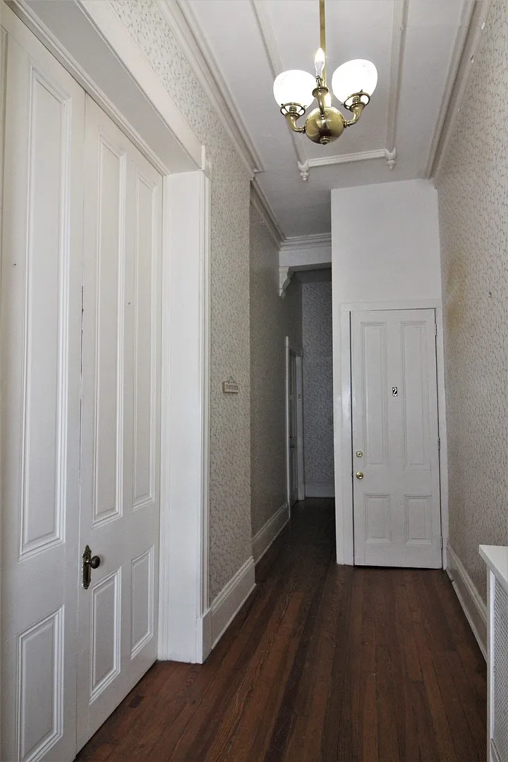 1513 Bolton St. — Photo 4