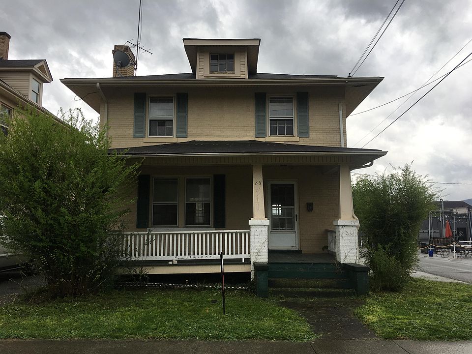 1st image of 26 E Clay St