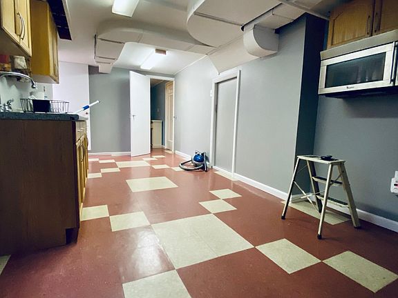 2nd image of 20 Fairview Ave