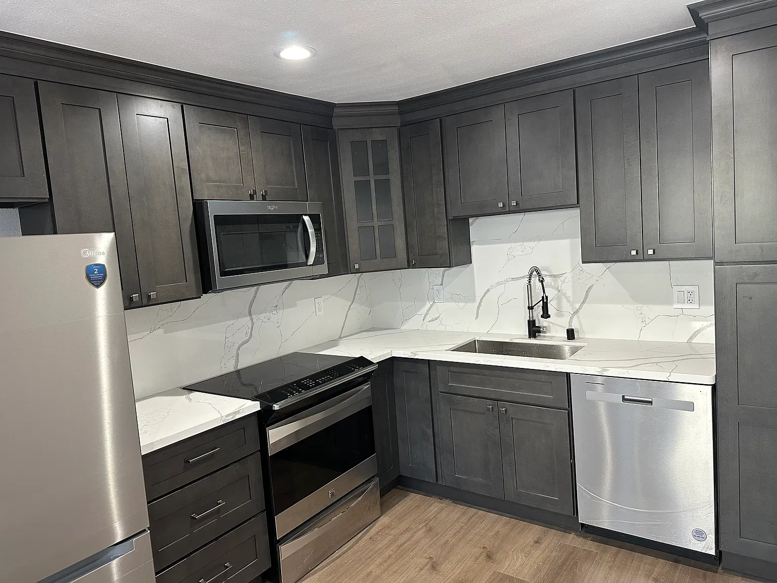 2 bed, 650 sqft, $2,850 — Photo 4