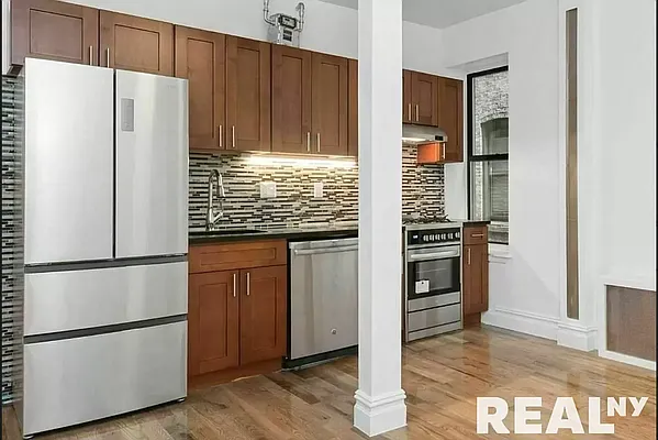 Rented by REAL New York | media 1