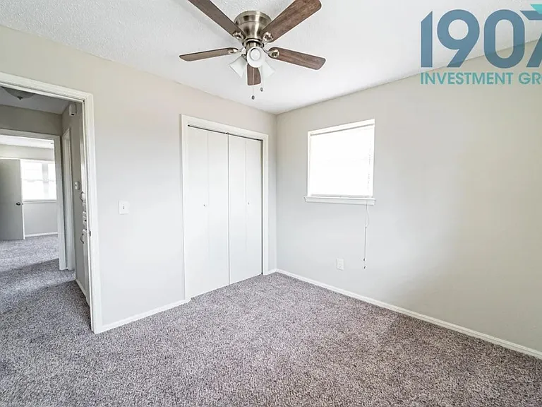 1020 NW 1st St — Photo 4