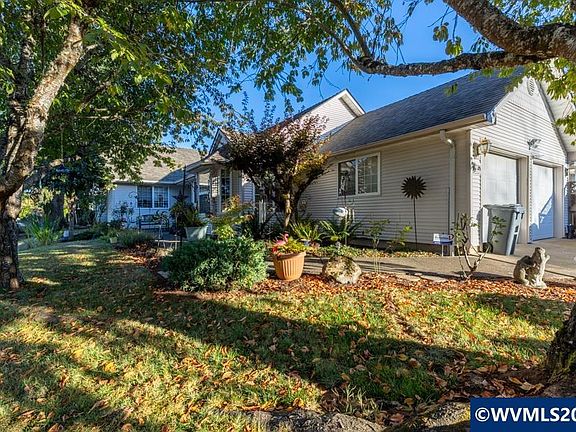 3rd image of 5728 Moonstone Loop SE
