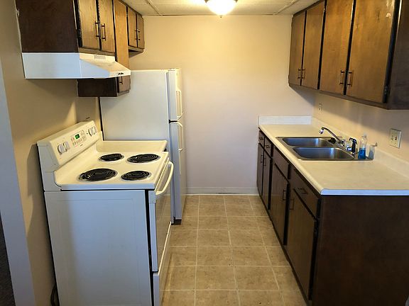 4th image of 3811 Sandhurst Dr APT 207